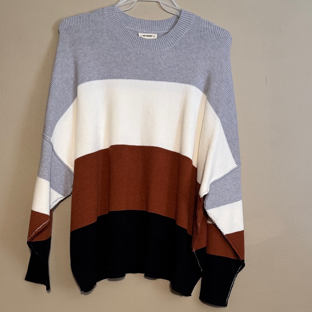Women's Colorblock Crew Neck Sweater - Gray, White, Brown, Black